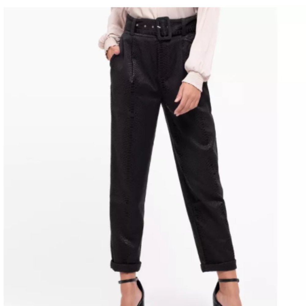 J.O.A. Just One Answer Women's Pleated Pants With Belt, Black, Large
